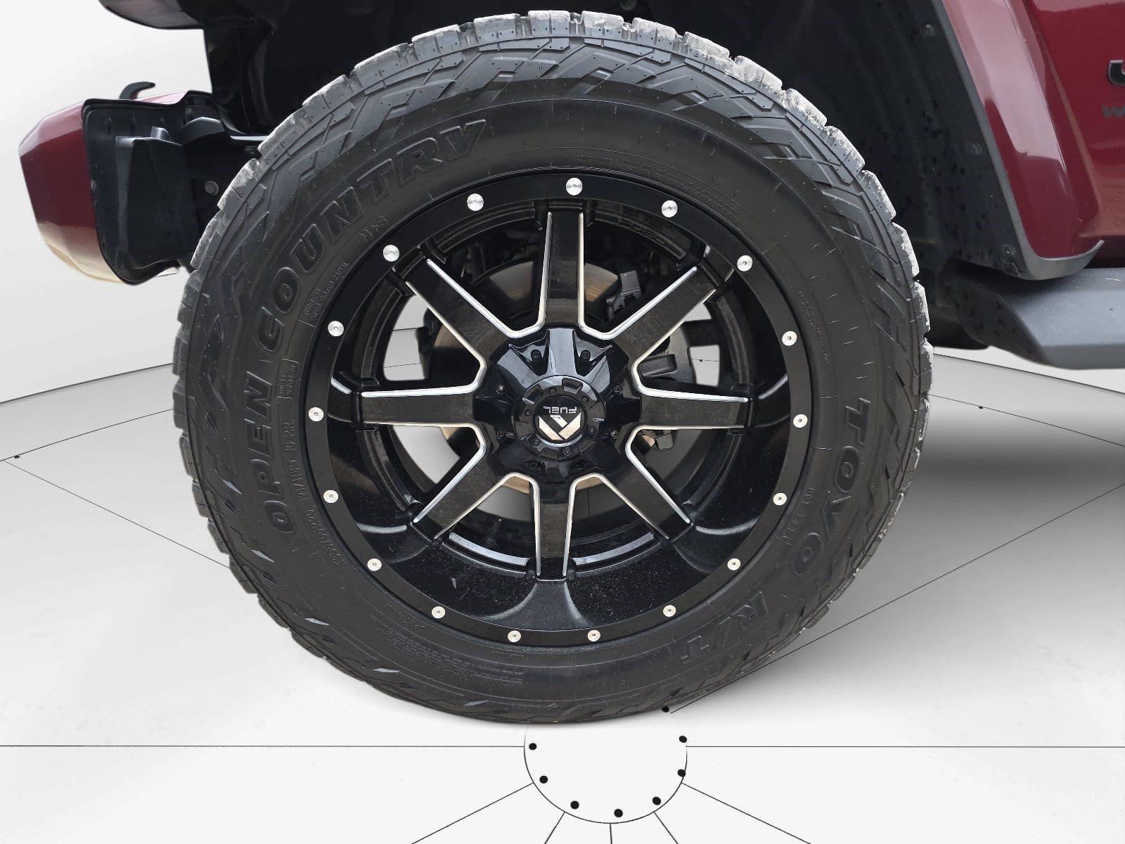 Used 2021 Jeep Wrangler Unlimited Sahara AWD/4WD image 28