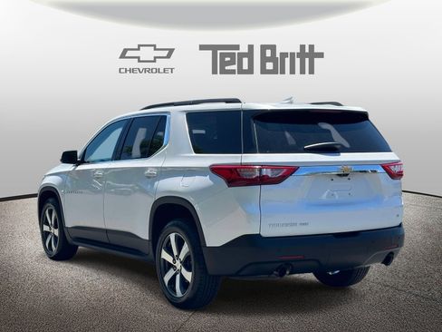 Used 2021 Chevrolet Traverse LT w/ LT Premium Package AWD/4WD image 6