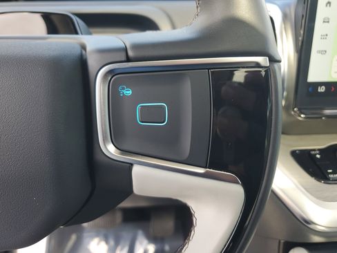 Used 2025 Ford Expedition Platinum w/ Driver's Package image 30