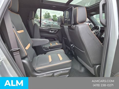 Used 2024 GMC Yukon AT4 w/ Technology Package AWD/4WD image 16