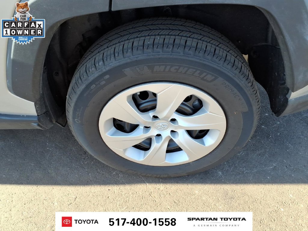 Used 2024 Toyota RAV4 LE AWD/4WD image 11