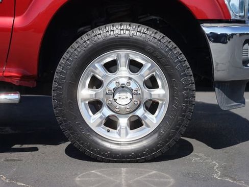 Used 2016 Ford F250 Lariat w/ Lariat Ultimate Package AWD/4WD image 4