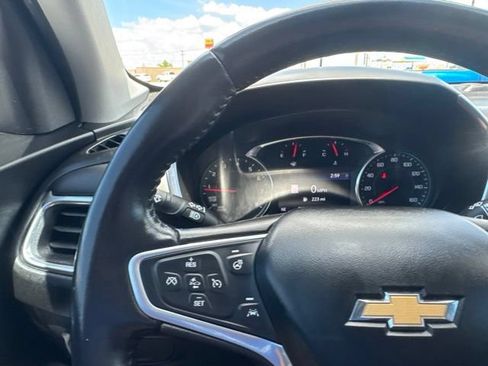 Used 2022 Chevrolet Equinox LT FWD image 13