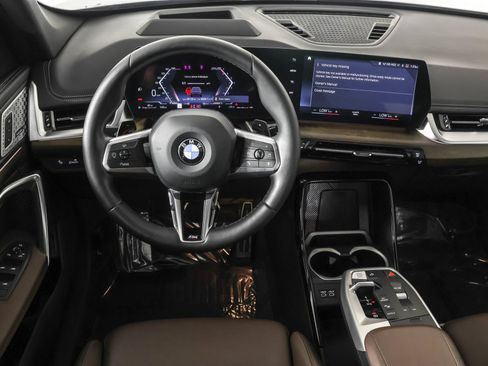 Used 2023 BMW X1 xDrive28i AWD/4WD image 41