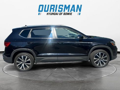 Used 2024 Volkswagen Taos SE FWD image 7