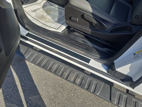 Used 2021 Chevrolet Colorado W/T image 12