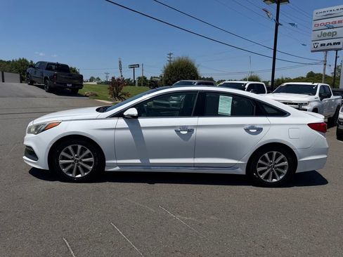 Used 2016 Hyundai Sonata Limited w/ Option Group 05 FWD image 7