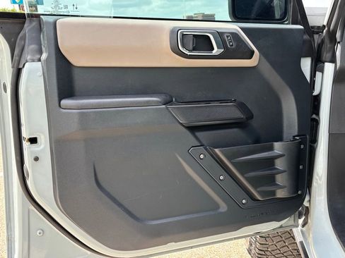 Used 2024 Ford Bronco Wildtrak AWD/4WD image 29