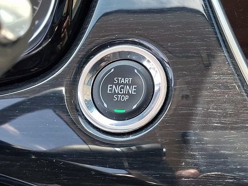 Certified 2024 Cadillac XT6 Premium Luxury w/ LPO, Floor Liner Package AWD/4WD image 22