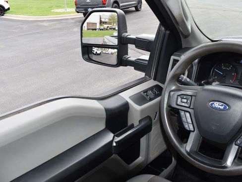 Used 2021 Ford F250 XL w/ Power Equipment Group AWD/4WD image 19