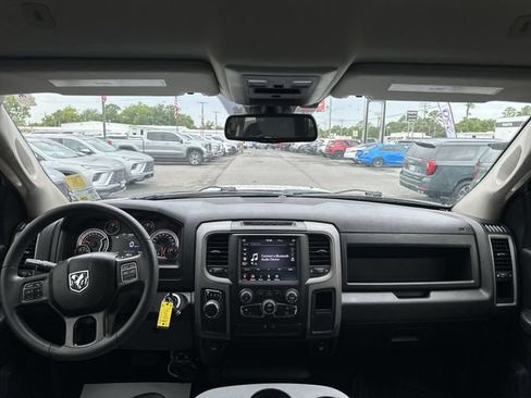 Used 2021 RAM 1500 Tradesman w/ Tradesman SXT Package RWD image 10