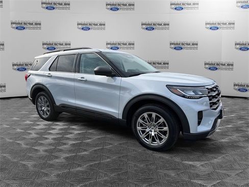 New 2026 Ford Explorer Active image 7