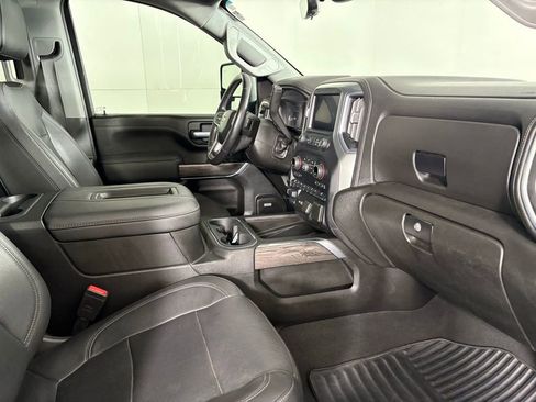 Used 2021 Chevrolet Silverado 3500 LTZ w/ LTZ Premium Package image 17