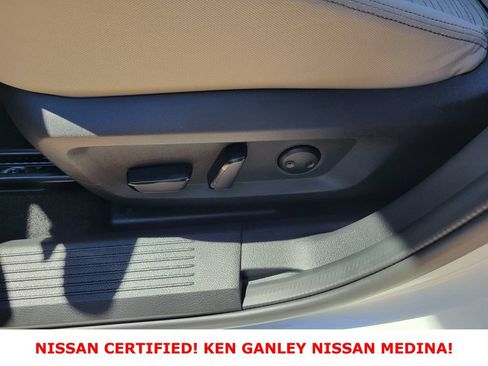Certified 2023 Nissan Rogue SV AWD/4WD image 35