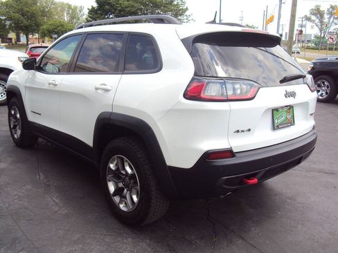 Used 2019 Jeep Cherokee Trailhawk AWD/4WD image 4