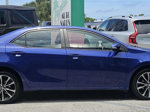 Used 2018 Toyota Corolla SE w/ SE Premium Package FWD image 24