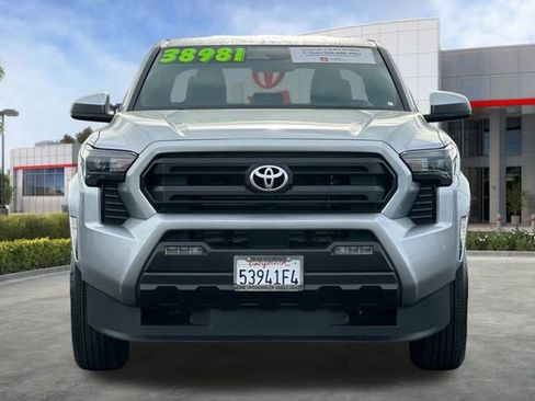 Used 2025 Toyota Tacoma SR5 image 10