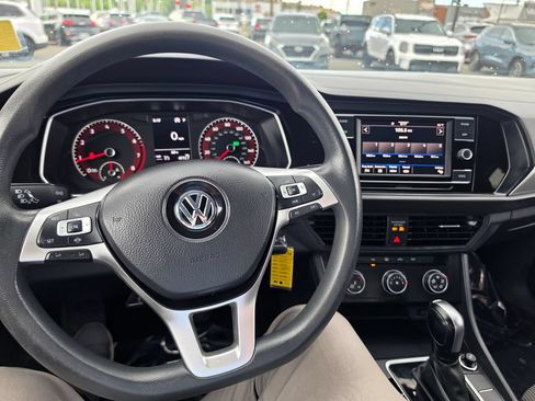 Used 2021 Volkswagen Jetta S FWD image 15