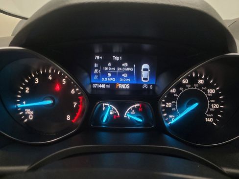 Used 2018 Ford Escape SE w/ SE Sport Appearance Package FWD image 23