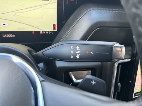 Used 2025 GMC Yukon XL Denali AWD/4WD image 23