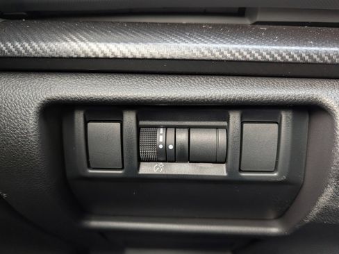 New 2025 Subaru Crosstrek 2.5i Limited w/ Popular Package #3A image 15