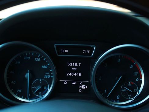 Used 2012 Mercedes-Benz ML 350 BlueTEC 4MATIC image 21