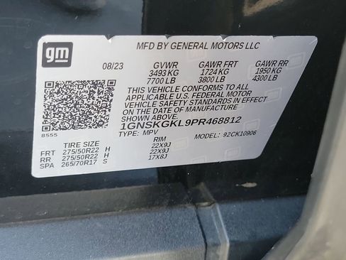 Used 2023 Chevrolet Suburban High Country image 35