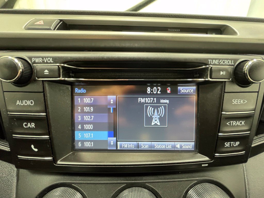 Used 2016 Toyota RAV4 LE AWD/4WD image 22