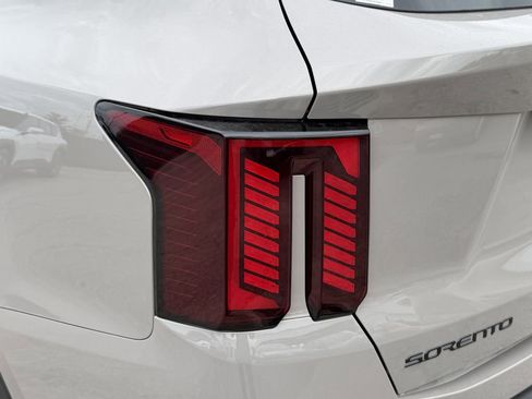 New 2026 Kia Sorento SX Prestige image 9