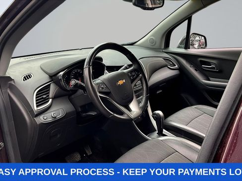 Used 2022 Chevrolet Trax LT w/ Driver Confidence Package AWD/4WD image 17