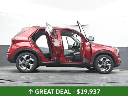 Used 2025 Hyundai Venue SEL FWD image 94