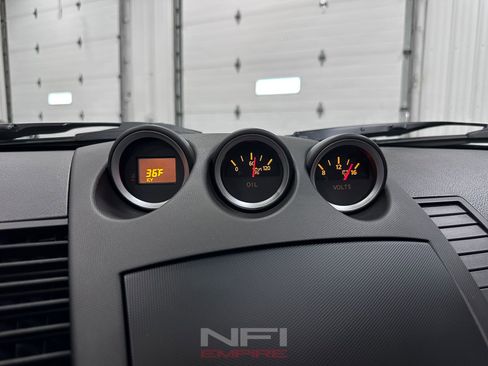 Used 2004 Nissan 350Z Touring RWD image 27