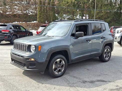 Used 2018 Jeep Renegade Sport w/ Power & Air Group image 4