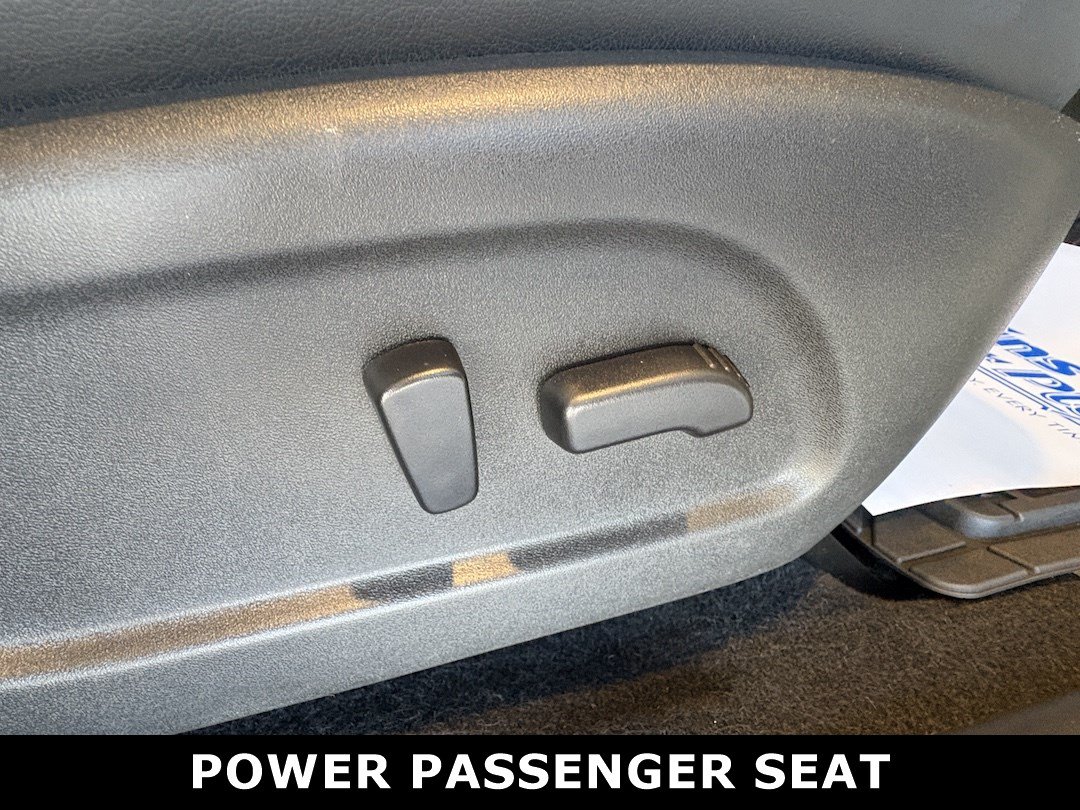 Used 2017 Nissan Pathfinder SL w/ SL Tech Package FWD image 28