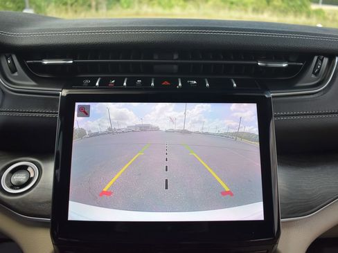 Used 2025 Jeep Grand Cherokee L Limited w/ Trailer Tow Package AWD/4WD image 18