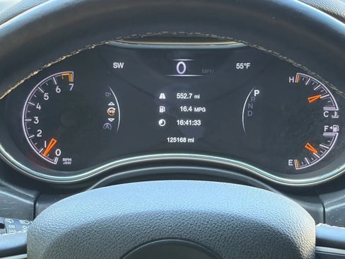 Used 2017 Jeep Grand Cherokee Limited AWD/4WD image 32