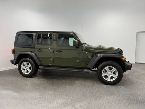 Used 2021 Jeep Wrangler Unlimited Sport image 1