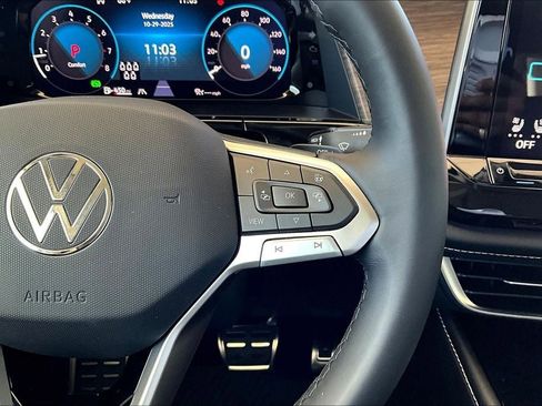 New 2026 Volkswagen Atlas SEL Premium R-Line image 23