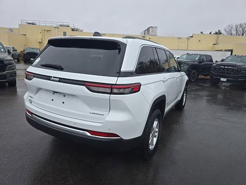 Certified 2023 Jeep Grand Cherokee Laredo image 7