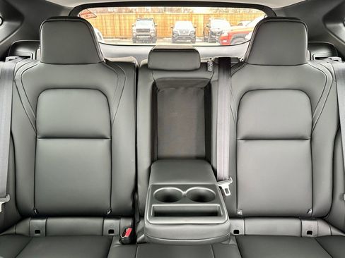 Used 2025 Nissan Murano SV image 32