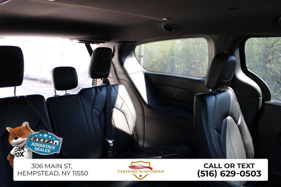 Used 2025 Chrysler Pacifica Select FWD image 25