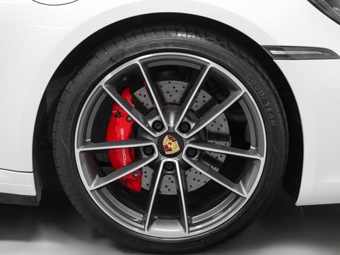 Certified 2022 Porsche 911 Carrera 4S AWD/4WD image 16