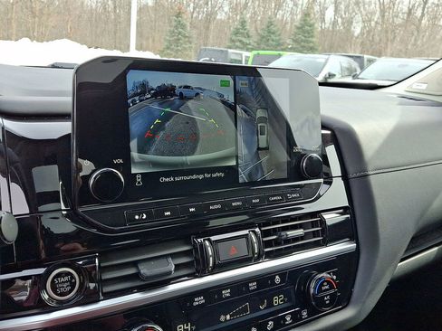 Used 2024 Nissan Pathfinder SL w/ SL Premium Package image 15