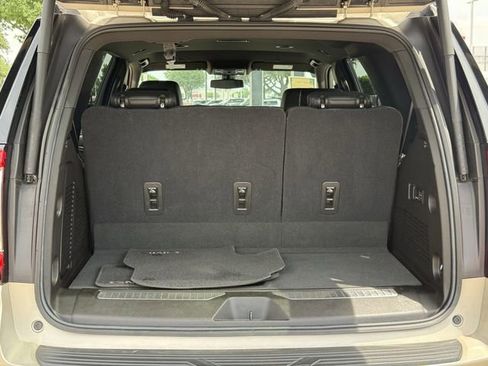 Used 2021 GMC Yukon Denali RWD image 35