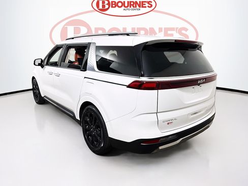 Used 2024 Kia Carnival SX Prestige FWD image 11