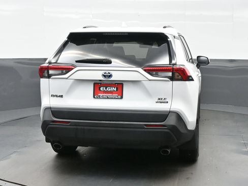 Used 2024 Toyota RAV4 XLE w/ Convenience Package AWD/4WD image 5