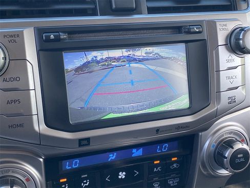 Used 2015 Toyota 4Runner Limited image 29