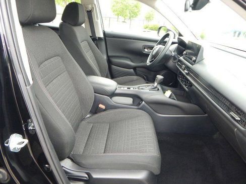 Used 2024 Honda HR-V LX image 19