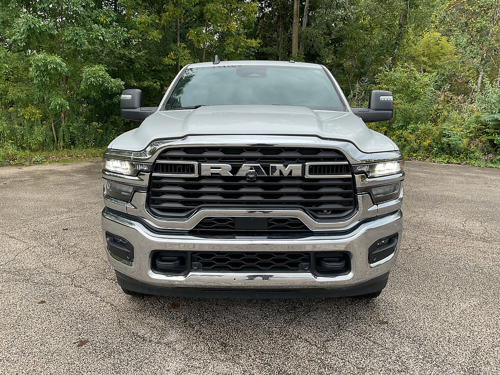 Used 2026 RAM 2500 Big Horn AWD/4WD image 2