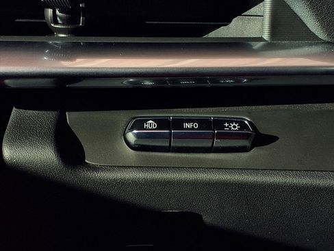 Used 2021 Chevrolet Corvette Stingray Preferred Conv w/ Battery Protection Package image 23